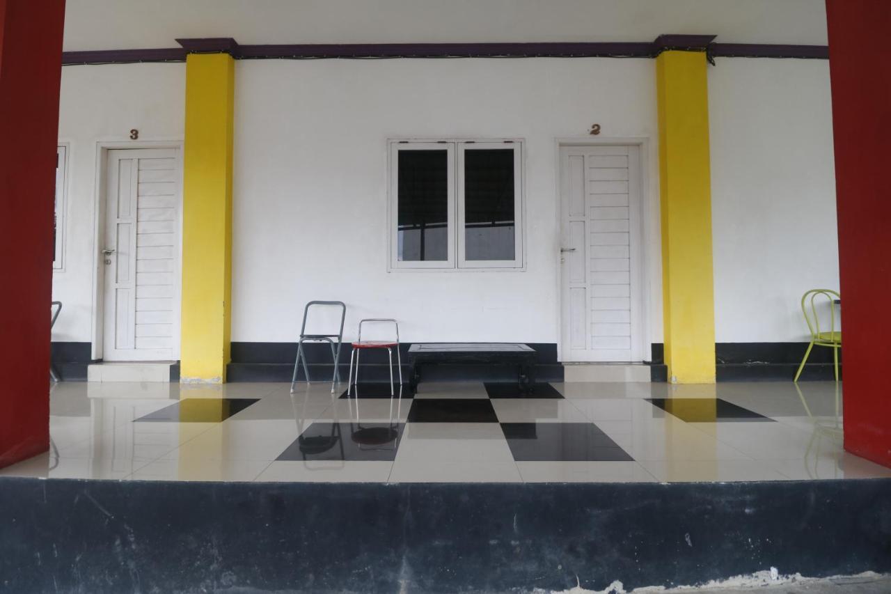 Reddoorz Syariah Near Bscc Dome 2*